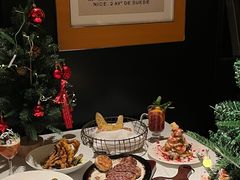 -Mogul Eatery·大亨餐酒馆