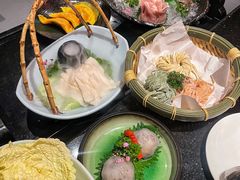 爆浆手打虾丸子-捞王猪肚鸡火锅(财富中心店)