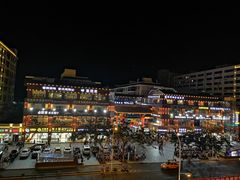-解放路步行街                