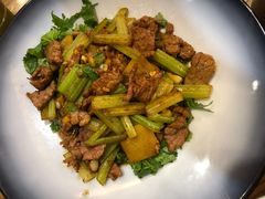 -老唐三下锅 ·张家界地标美食(溪布街店)
