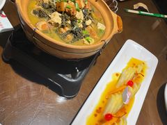 -东口码头·烧鸽子·鱼头泡饼·地方菜(金鹰悦城店)