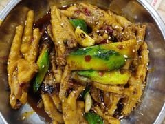 -江城燕子大排档(江汉路步行街店)