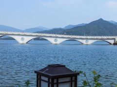 -四明湖