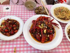 -捌贰虾蟹·江湖菜馆(江汉路店)