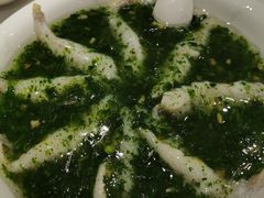 荠菜松茸烩黄鱼-老人和饭店(淮海中路店)