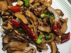 -清真·卡德尔大叔新疆主题餐厅(龙汇路店)
