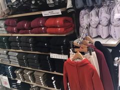-优衣库(广州天河领展广场店)