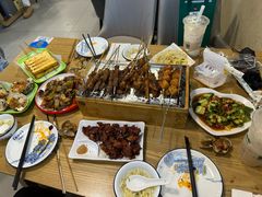 -烤满分·东北烧烤(首经贸店)