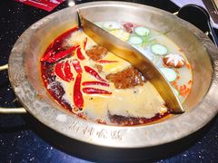 招牌麻辣锅底-渝利重庆火锅