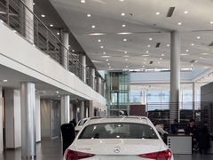 -天津波士信达奔驰4S店(卫津南路店)