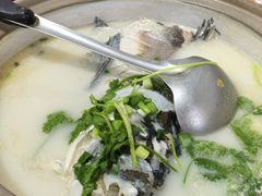 -天乐农家鱼头王(天目湖店)