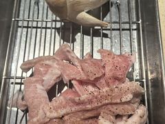 -蚂蚁洞·烤肉大营地(上海静安大悦城店)