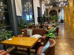 大堂-桉树林A coffee 森林餐厅(三圣乡店)