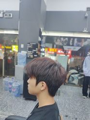 -藤野造型专业烫染接发