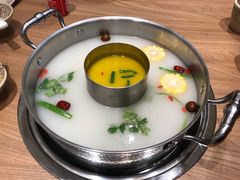 -江小渔鲜鱼火锅(冠亚星城店)