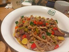 -费大厨辣椒炒肉(万家丽一店)