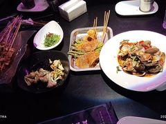 -西街夜油条·麻团包乌饭
