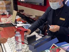 -亨吉利世界名表中心(飞亚达大厦店)