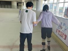 -冠军冰场CHAMPION RINK(百联又一城店)