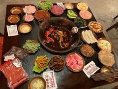 -渝井巷重庆老火锅(沈阳吉祥店)