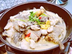 生蚝焖鱼-猪肉婆私房菜(容桂总店)