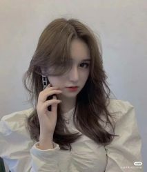 -时尚殿堂明星门店