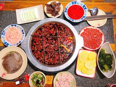 -巴将军·非遗老字号火锅(解放碑店)