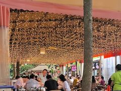 -二荆条·蜀鲜汇城市森林火锅