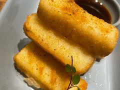 黄金时代炸鲜奶-蜜桃餐厅·伴山(湖滨商业街店)