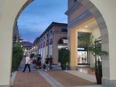 -佛罗伦萨小镇广佛名品奥特莱斯(疏港路店)