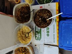 -梁阿婆廿年老牌扣肉糯米饭