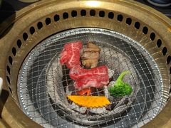 -山川小町·极番烧肉(新地假日广场店)