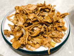 -何适山庄 ·可团建(水长城P2停车场店)