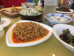 -侬佳蒸菜馆(听潮店)