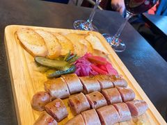 自制招牌香肠拼盘-Boxing Cat Brewery拳击猫精酿啤酒馆(永福店)
