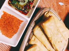 石屏烧豆腐-老滇山寨•云南特色菜•地方菜•民族风情歌舞表演(金碧店)