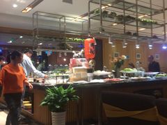 -安徽饭店·白鹭阁自助餐厅(梅山路店)