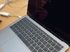 -Apple零售店(玄武湖店)
