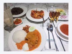 -关夫人餐厅(阳光广场店)