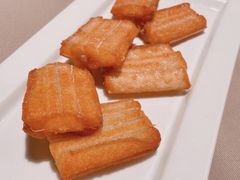 黄金脆带鱼-荣轩(新荣记环球金融中心店)