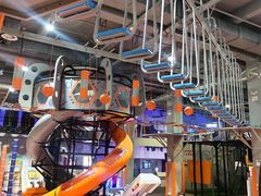 -嗨翻Hi-Fun竞技主题乐园·蹦床亲子生日轰趴(国光1937店)