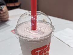 -DQ·蛋糕·冰淇淋(大宁国际商业广场店)