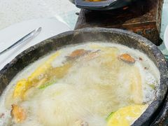-墨脱石锅椰子鸡•海鲜糟粕醋(榆亚路店)