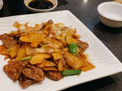 酸笋炒牛肉-美极鲜食坊(宝安南路店)