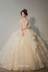 -Lady  Jane高端婚纱礼服馆