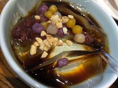 -渝是乎川渝小炒(新世界百货望京店)