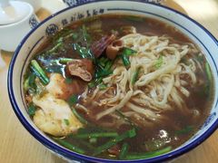 -镇南锅盖面馆(解放路店)