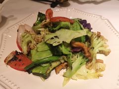 黑松露椰子油炒杂菜-闻见中国海南菜(K11店)