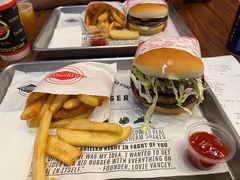三重奏汉堡-FATBURGER 特富客汉堡(外交公寓店)