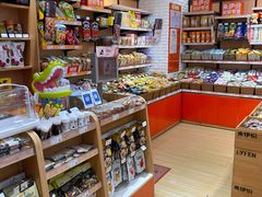 零售区-来伊份1038(新村路三店)